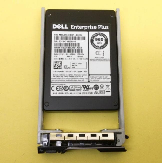 Накопитель SSD, 960 ГБ, SAS — фото 1 из 1